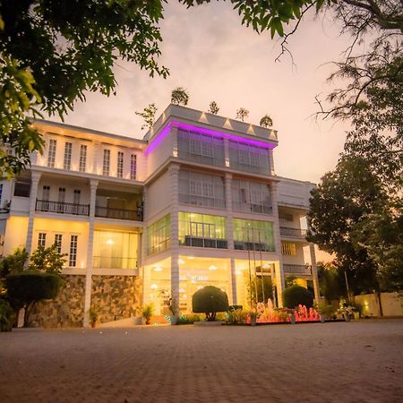 Royal Reach Safari Resort Udawalawe Exterior foto