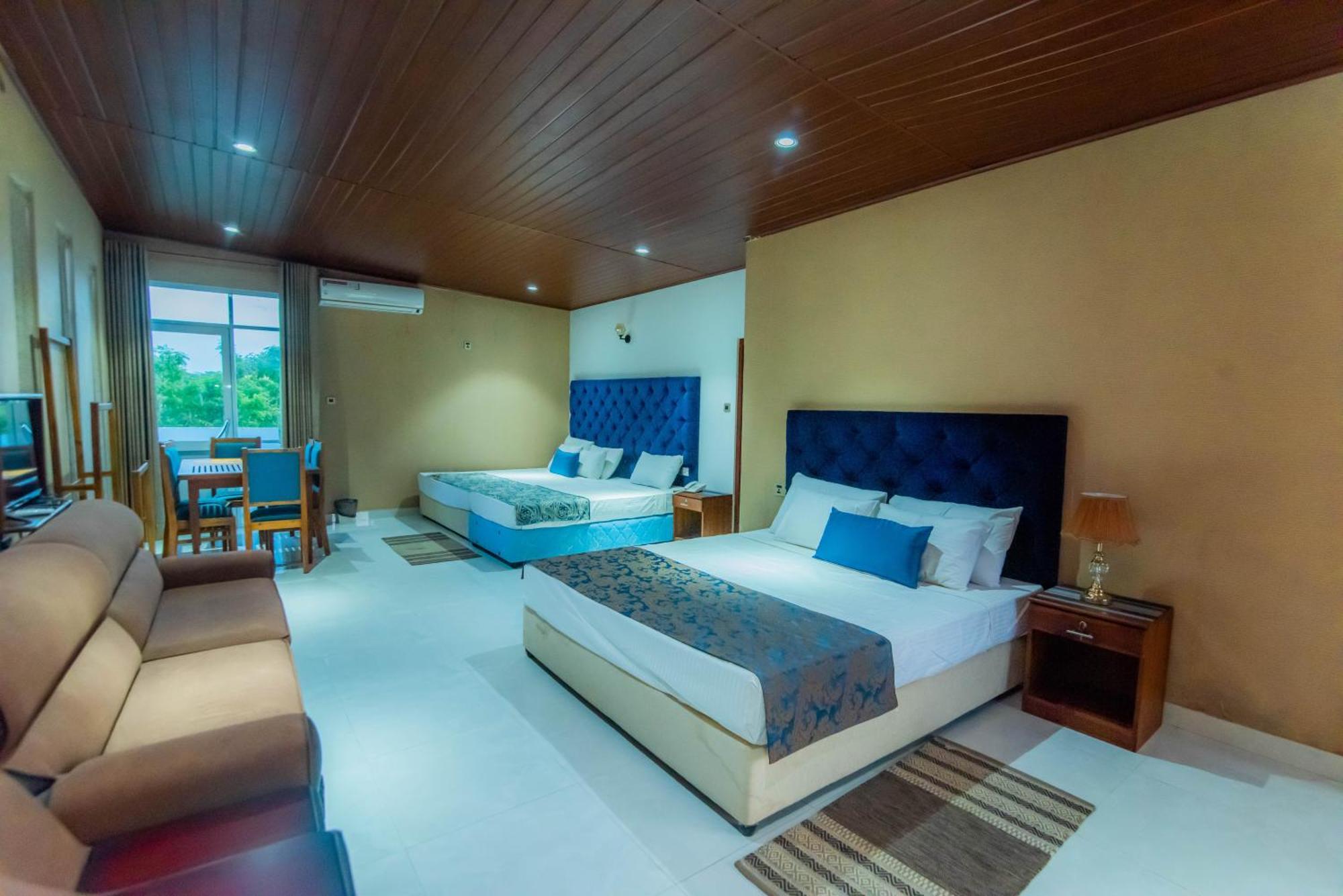 Royal Reach Safari Resort Udawalawe Cameră foto
