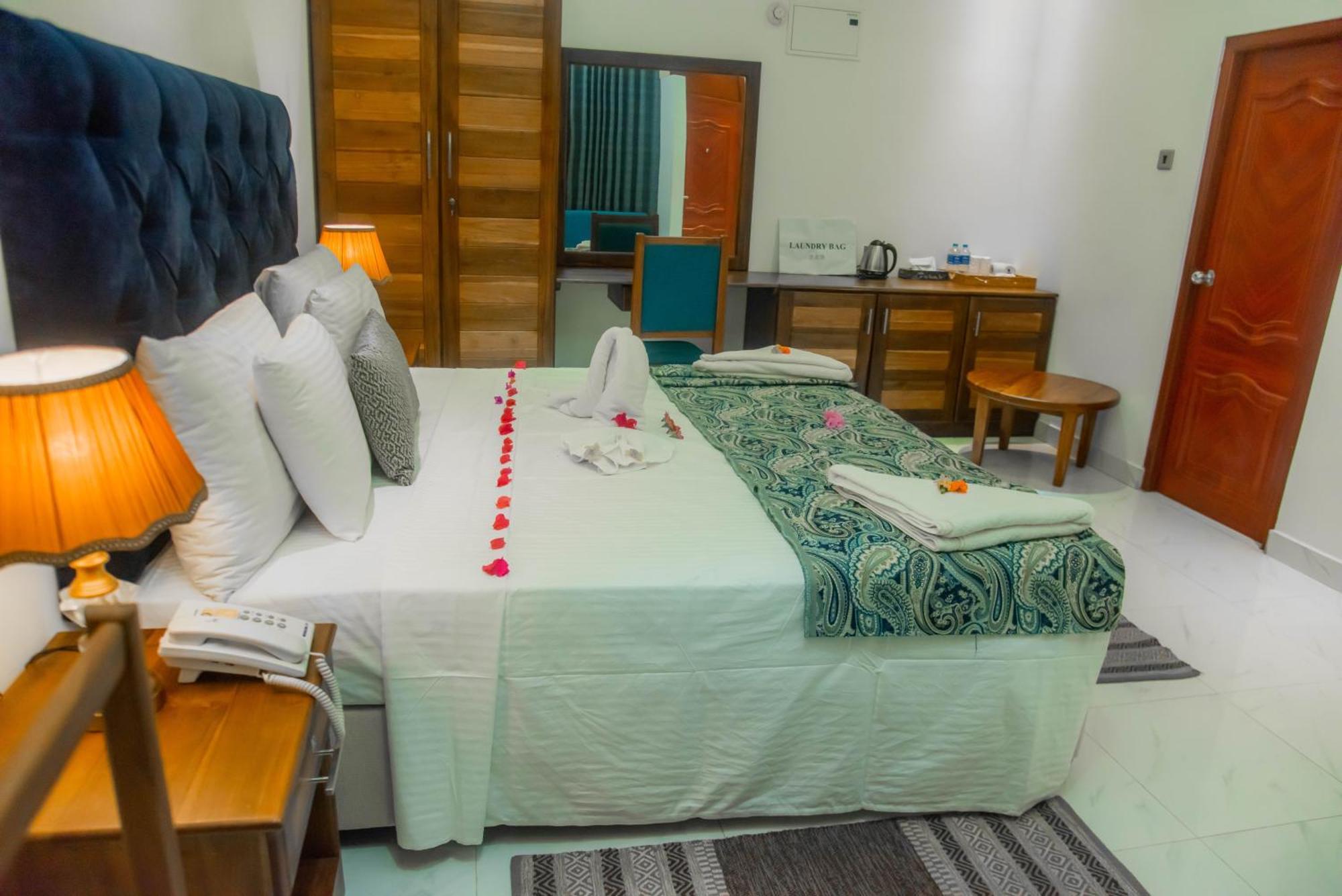 Royal Reach Safari Resort Udawalawe Cameră foto